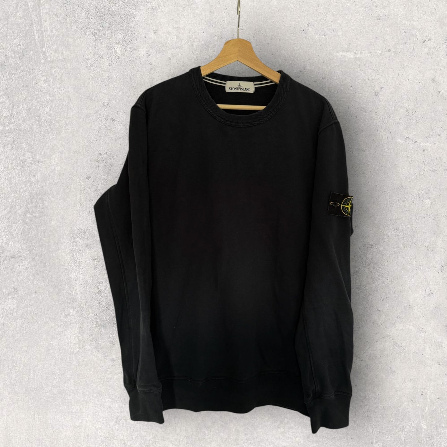Stone Island Navy Sweatshirt (XL, 22.5”)