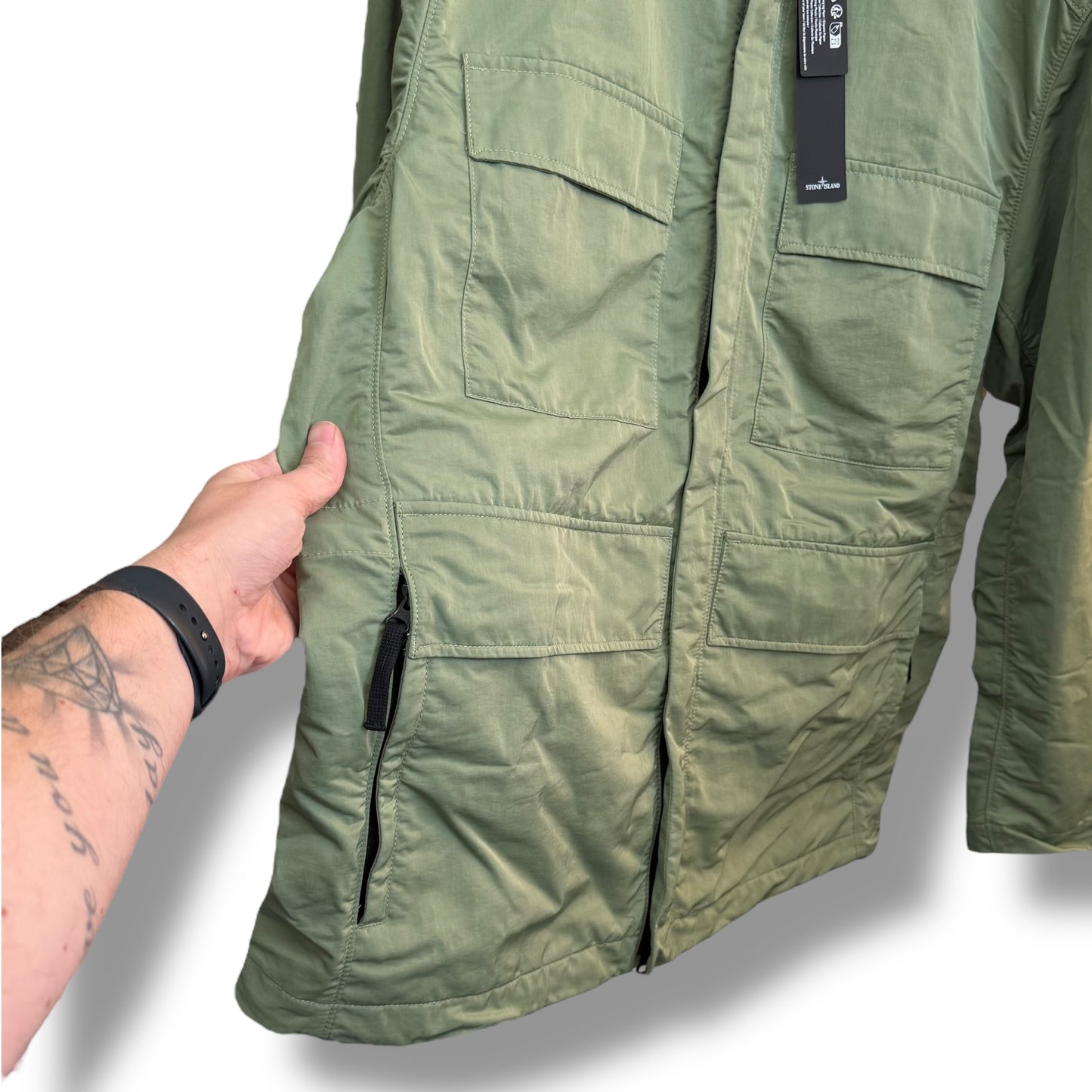 Stone Island Hyper Dense Nylon Raso (XL, 25”)