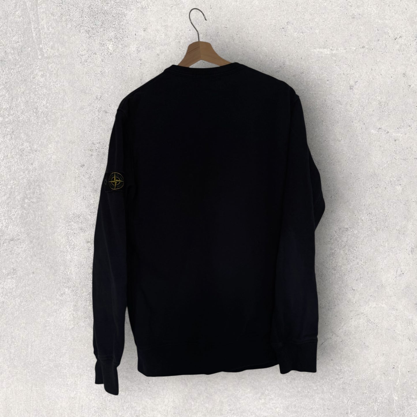 Stone Island Navy Sweatshirt (XL, 22.5”)