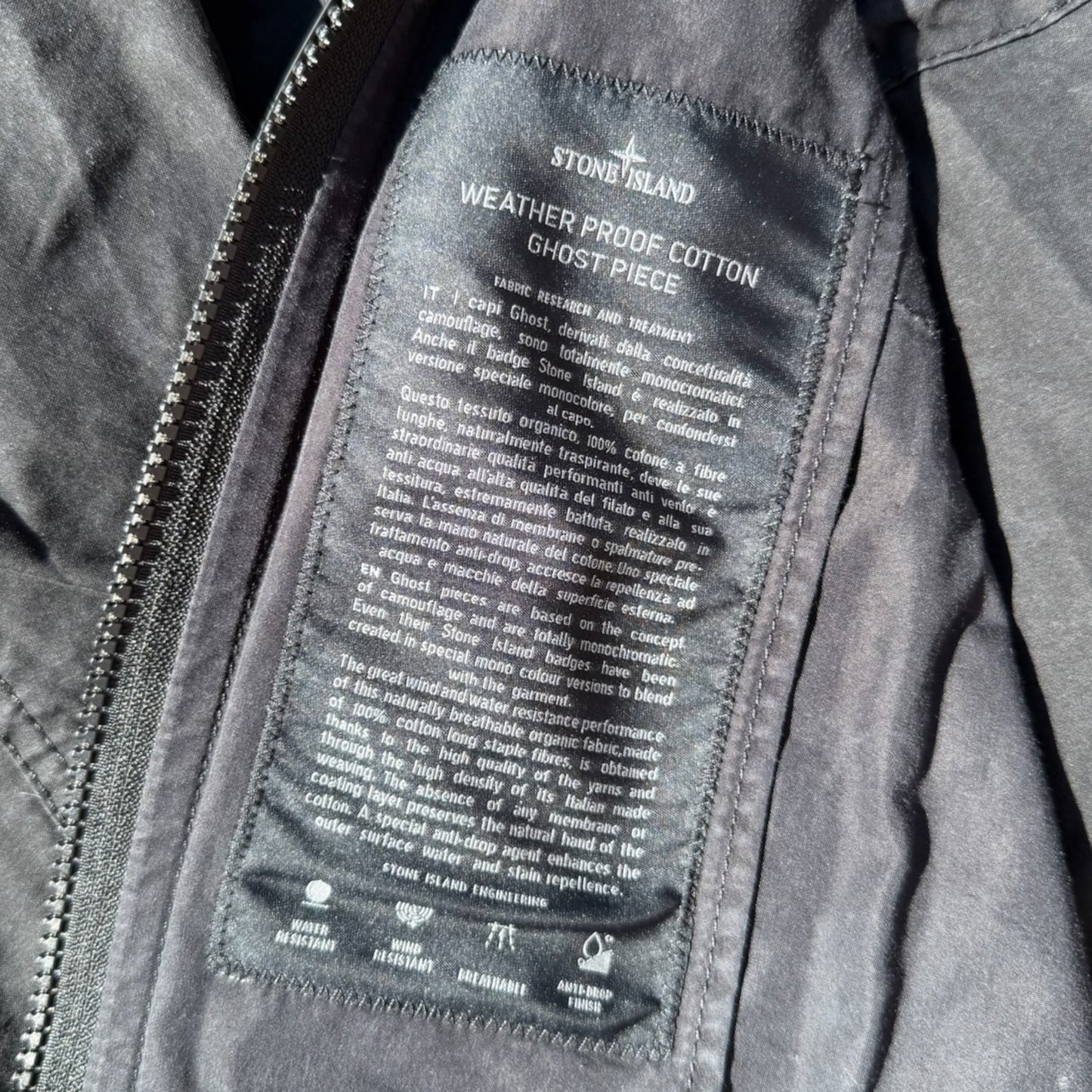 Stone Island Weather Proof Ghost Jacket (XXL, 24”)