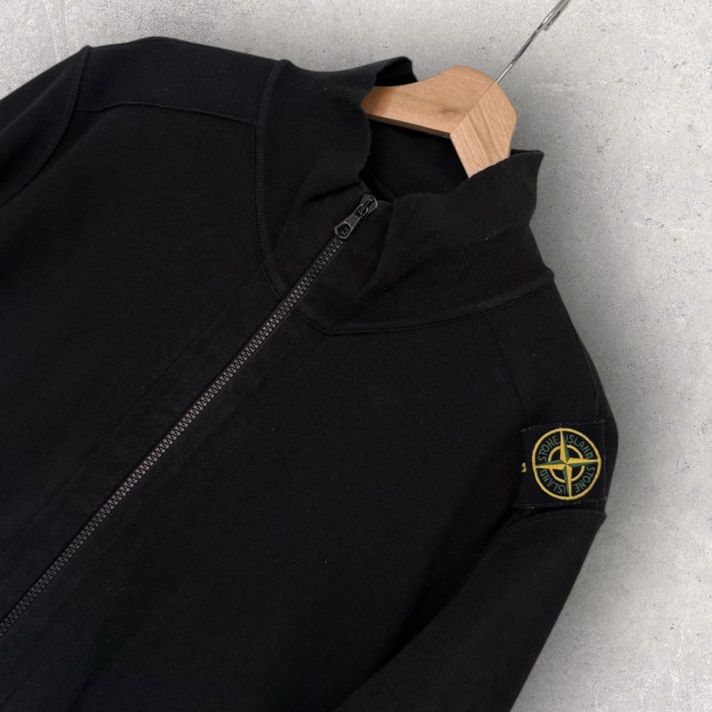 Stone Island Shoulder Badge Cardigan (3XL, 24.5”)