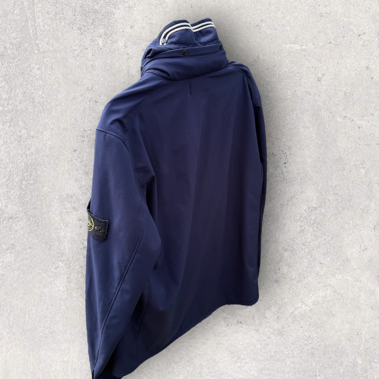 Stone Island Soft Shell-R (L, 21”)