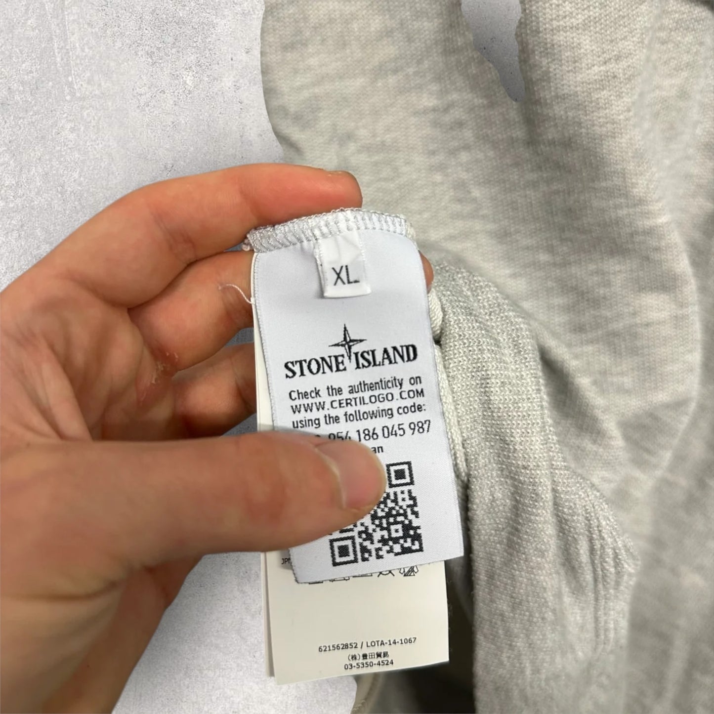 Stone Island Zip Grey Hoodie (XL, 23.5”)