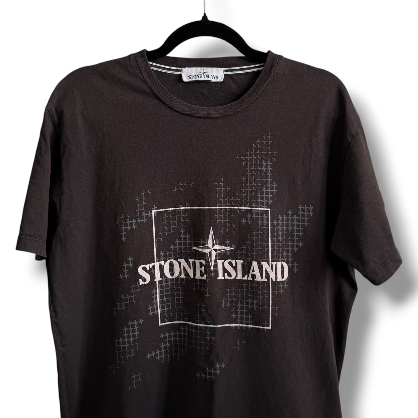 Stone Island T-shirt (XL, 22”)