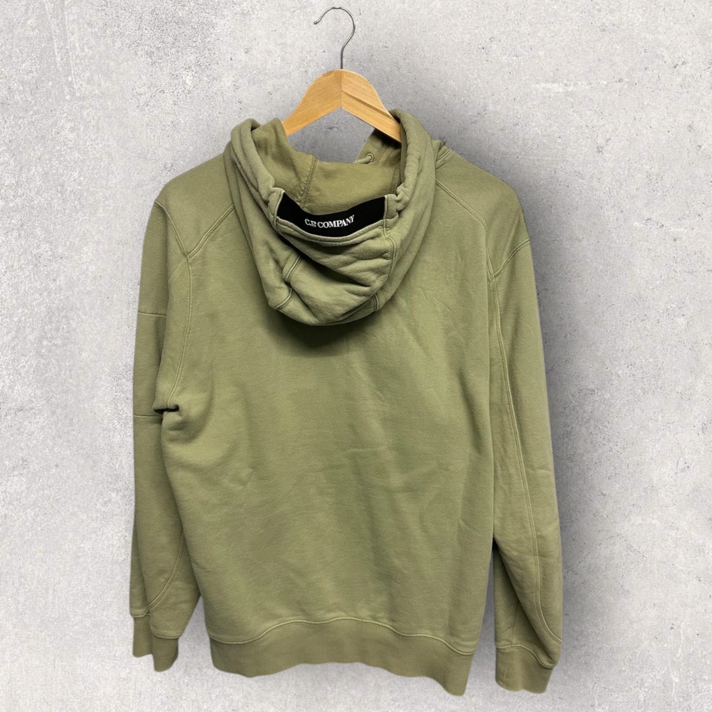 CP Company Hoodie (L, 22”)