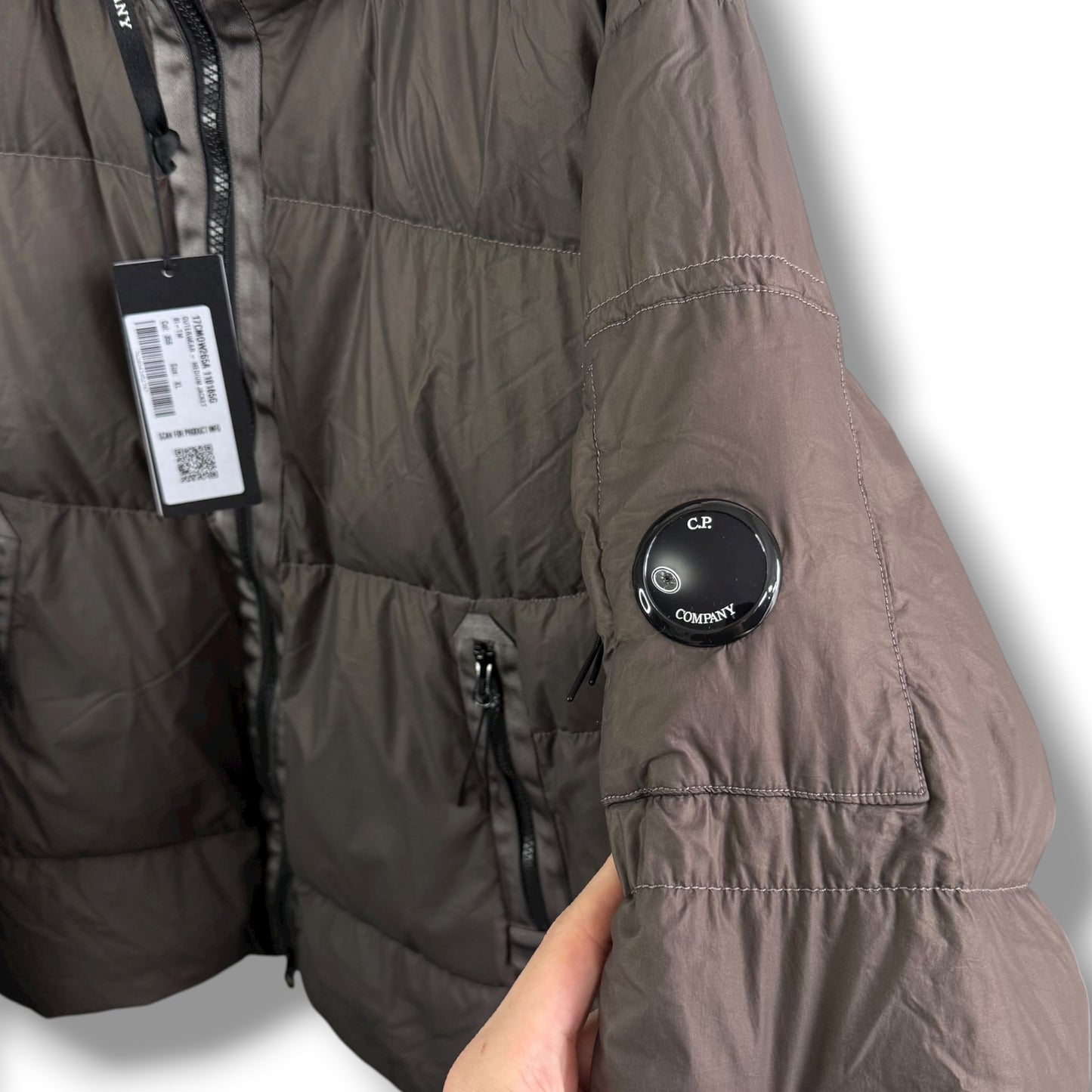 CP Company Bi-TM Puffer Jacket (XL, 26”)