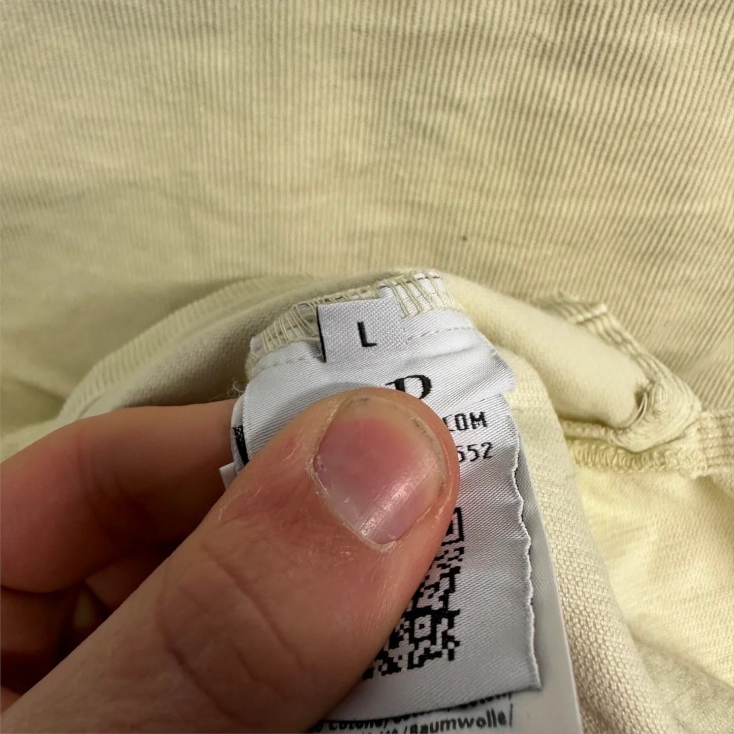 CP Company Corduroy 1/4 Zip (L, 22”)