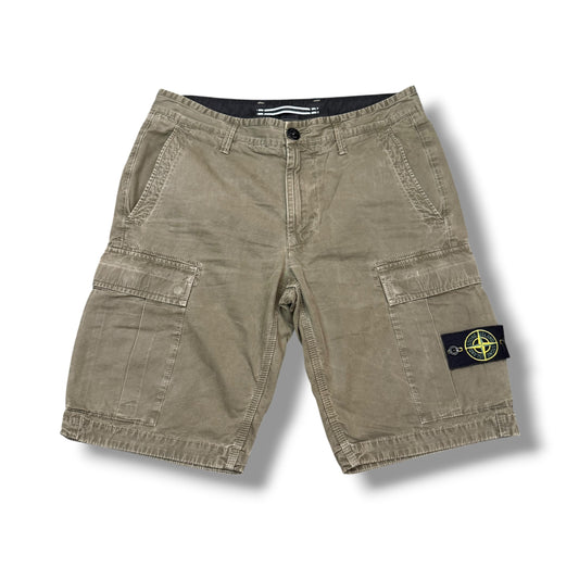 Stone Island Cargo Shorts (30)