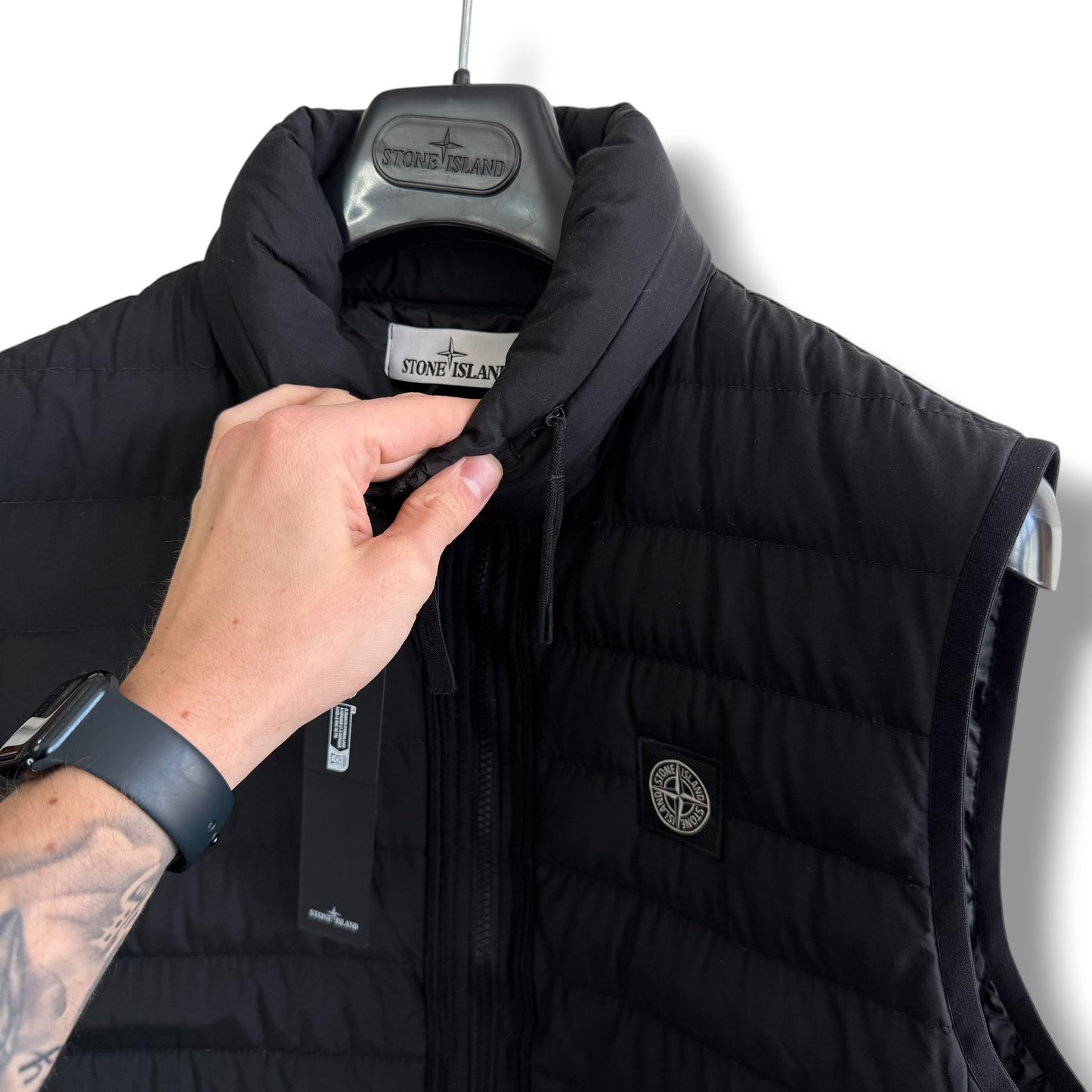 Stone Island Black O-Cotton/R-Nylon Tela Down Gilet (M, 21”)