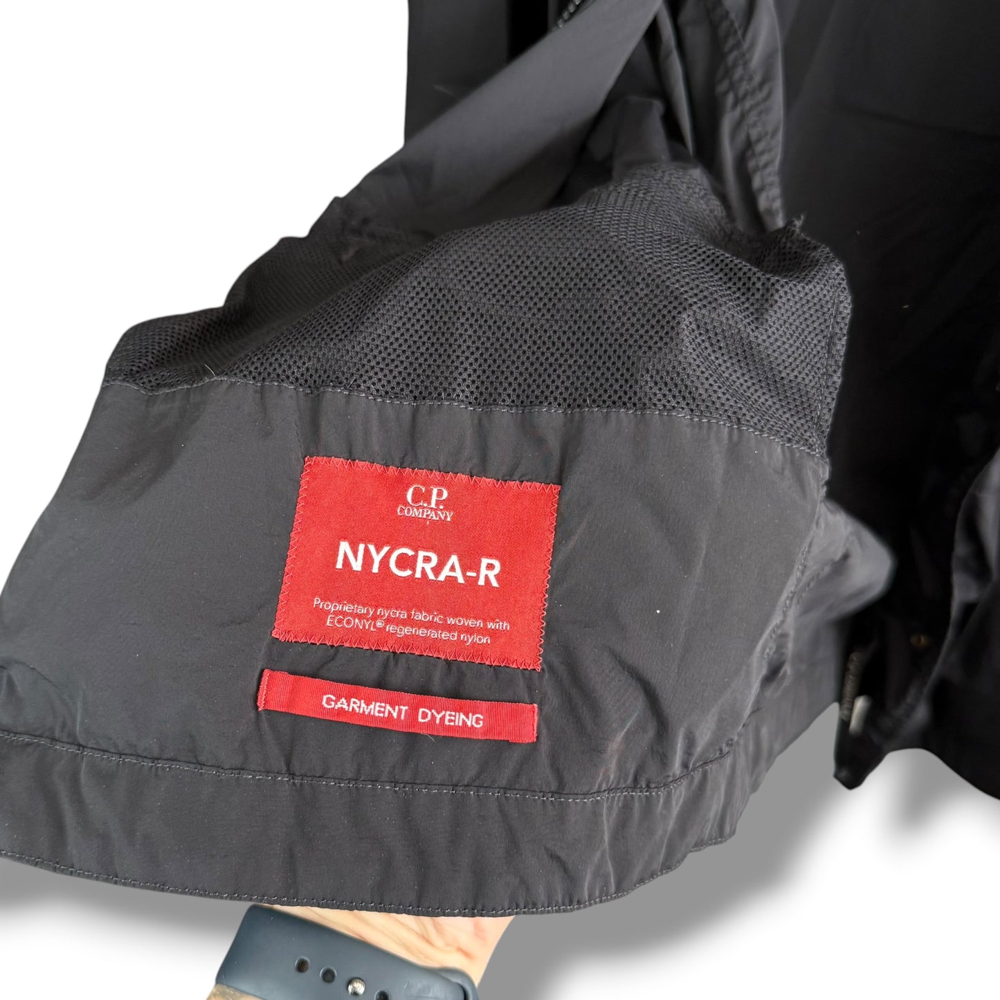 CP Company Nycra-R Overshirt (XL, 25”)