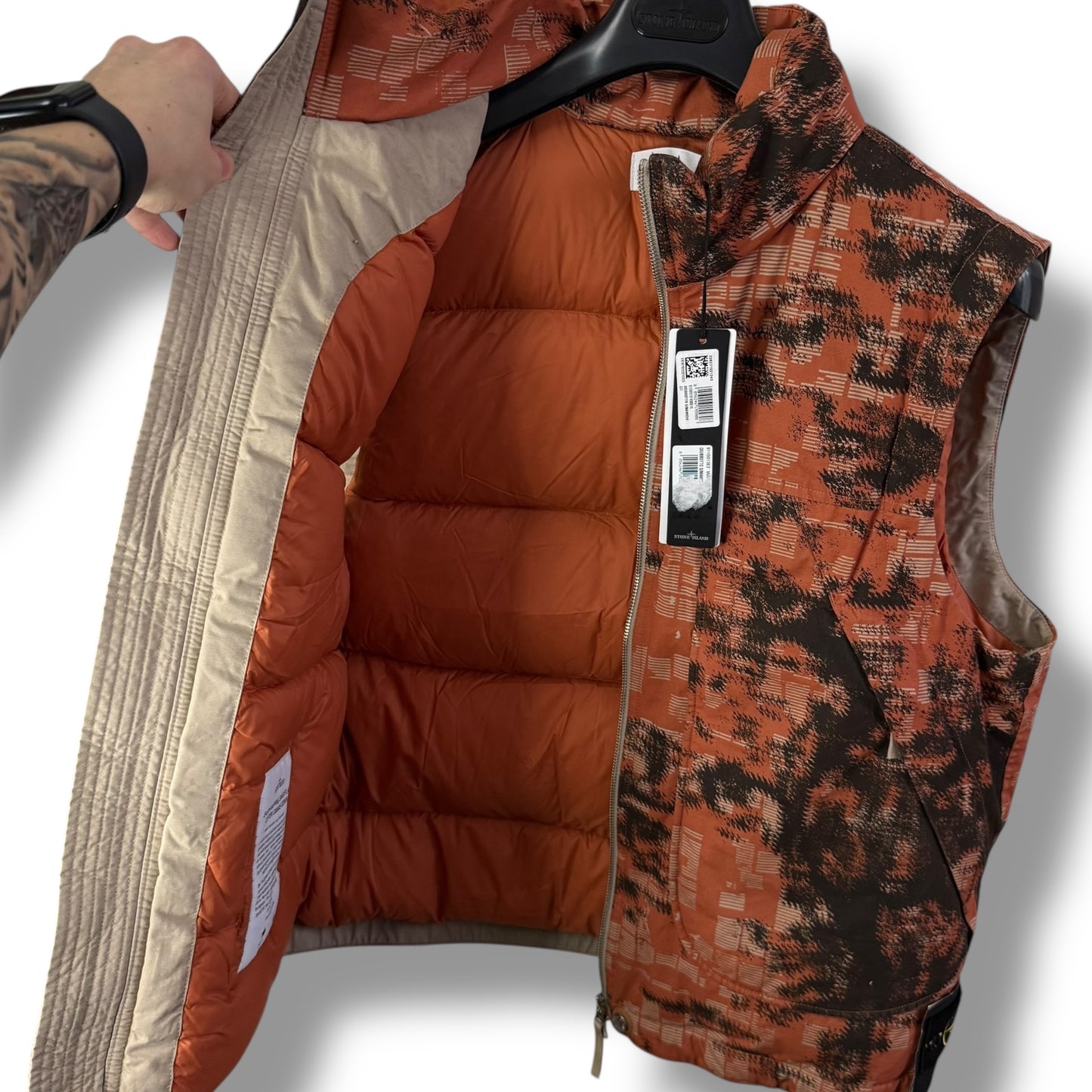Stone Island Earth Mapping Camouflage Cotton Canvas-Down Body Warmer (XL, 24”)
