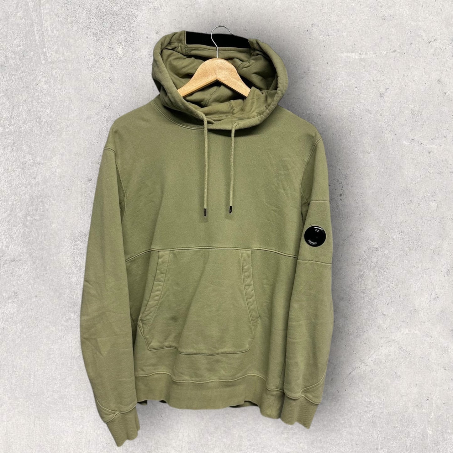 CP Company Hoodie (L, 22”)