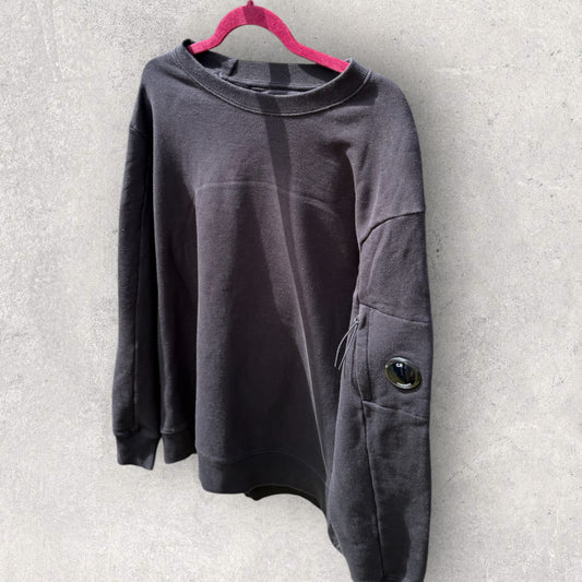 CP Company Sweatshirt (3XL, 25”)