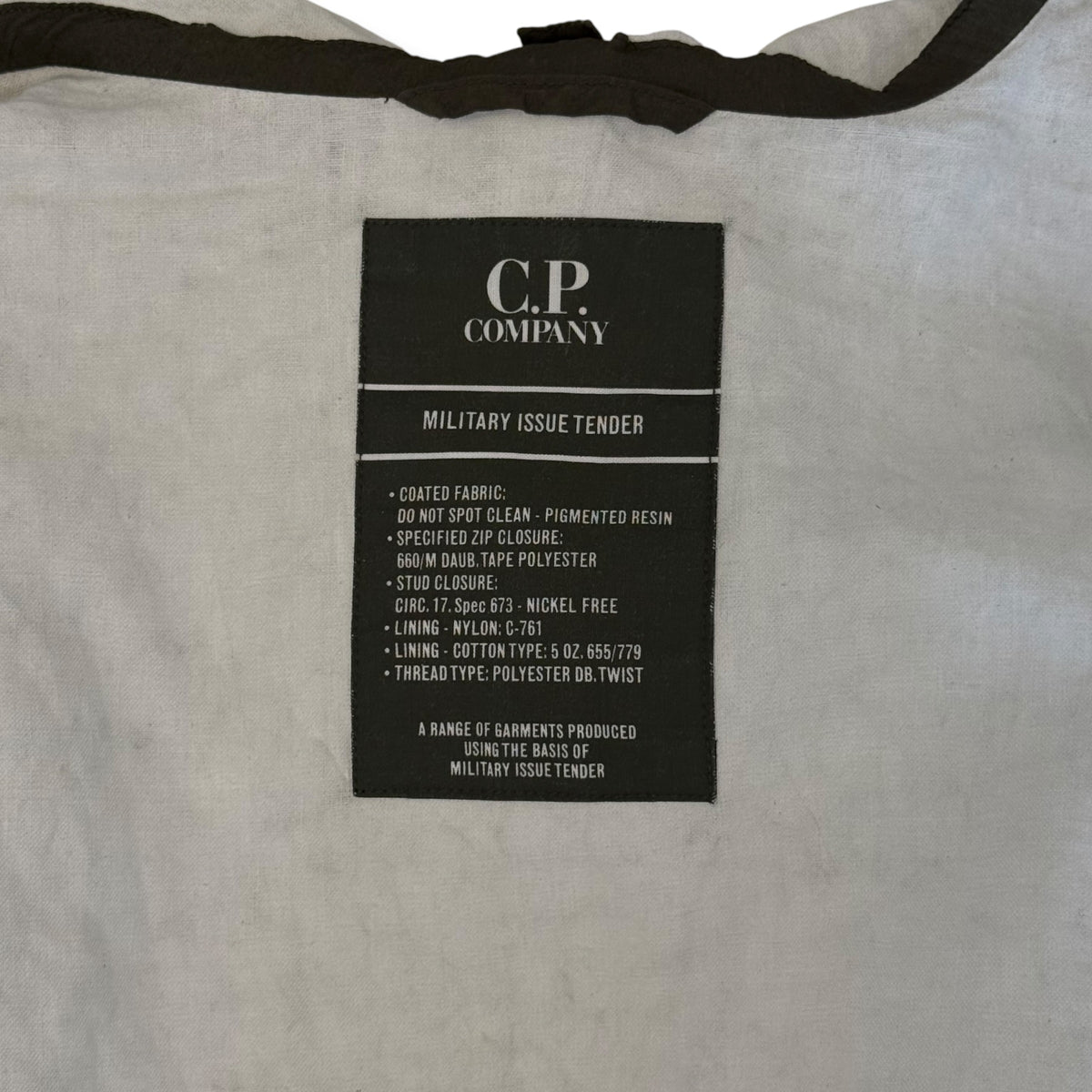 CP Company Watch Viewer Plated Linen (XL, 24”)