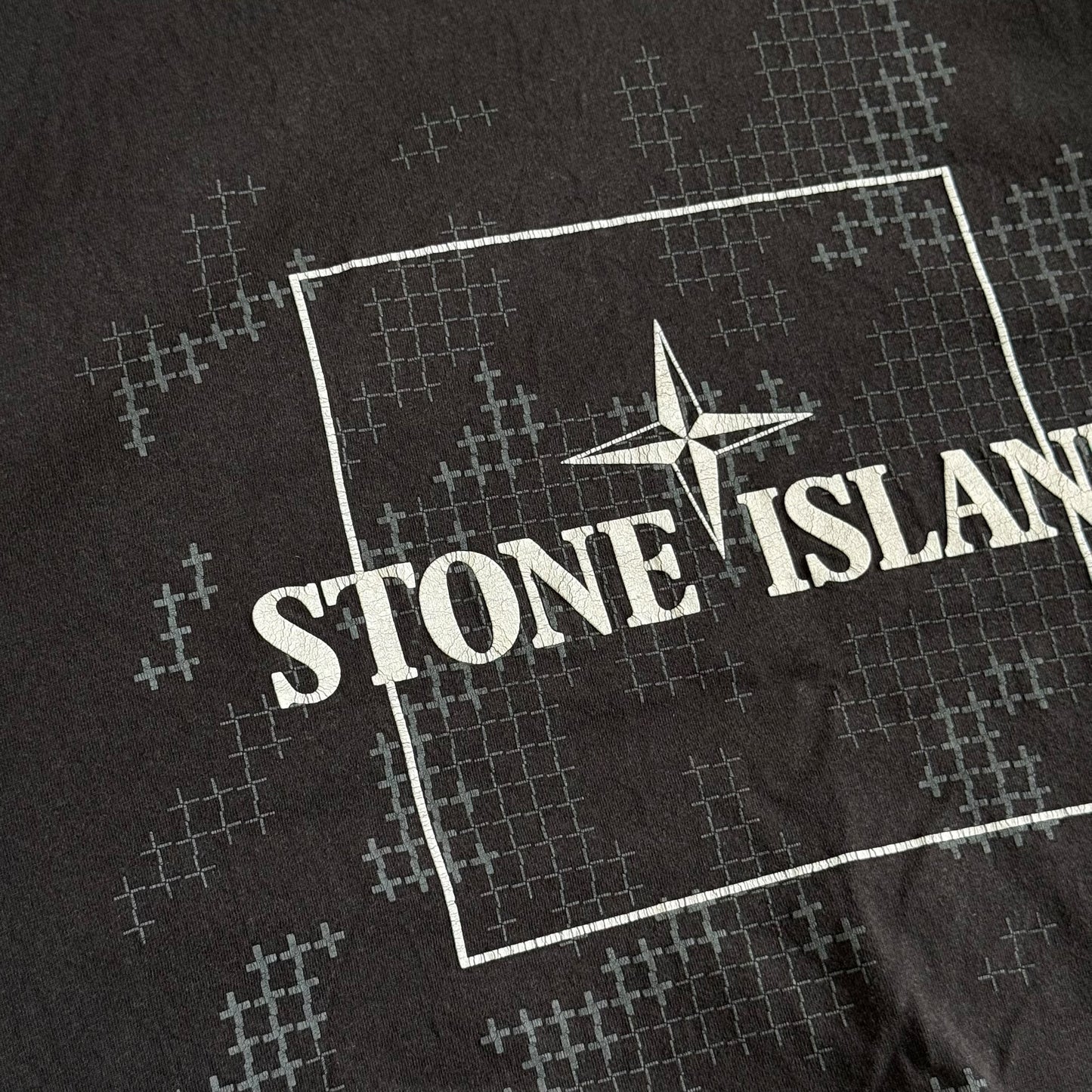 Stone Island T-shirt (XL, 22”)