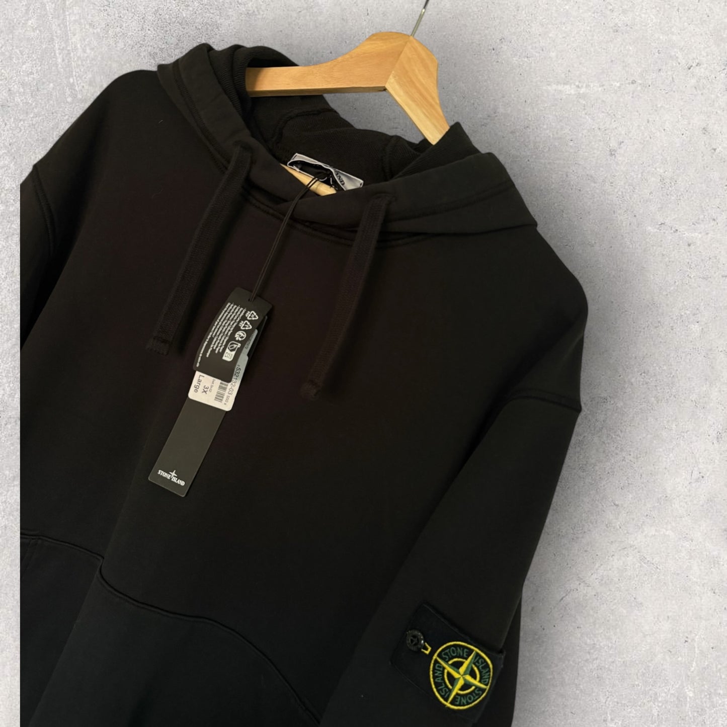 Stone Island Black Hoodie (3XL, 28”)