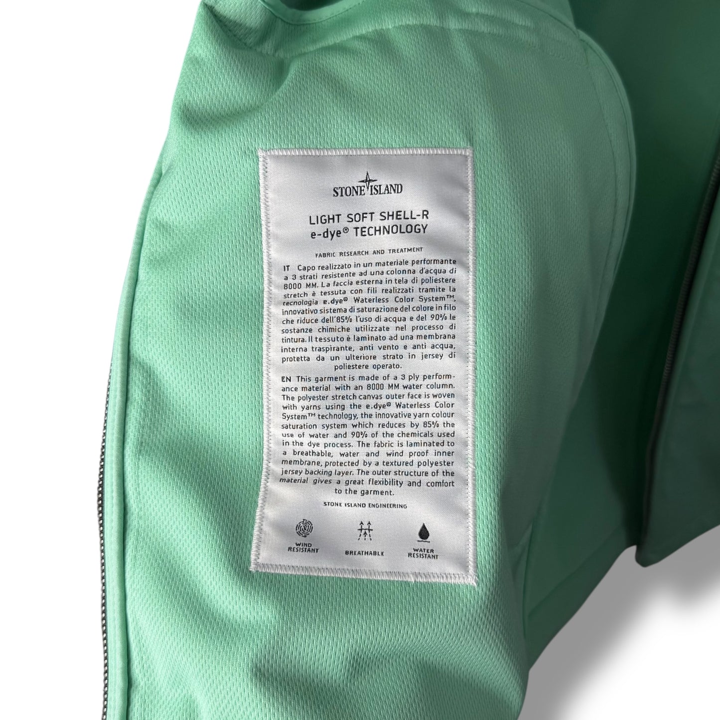 Stone Island Light Soft Shell-R (L, 23”)