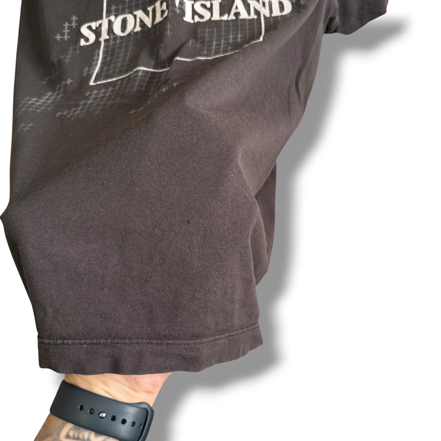Stone Island T-shirt (XL, 22”)