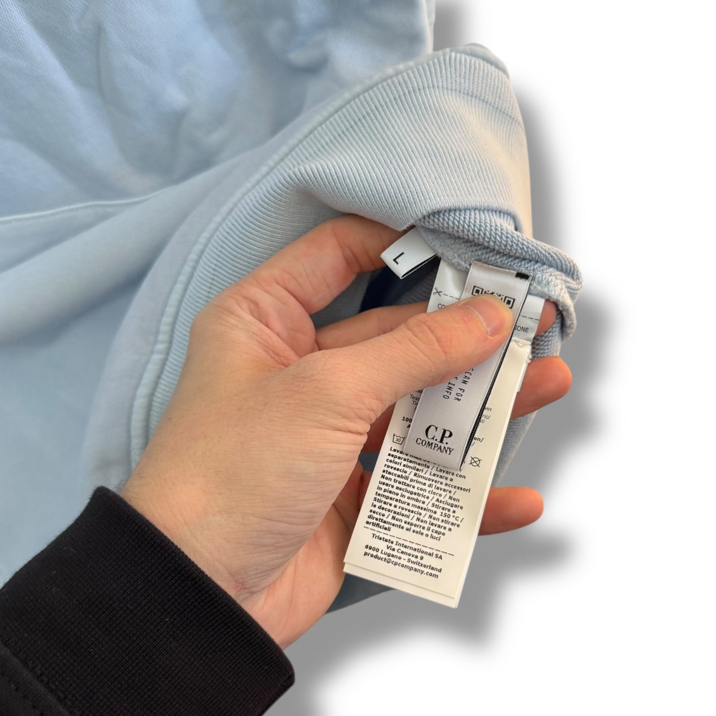 CP Company Hoodie (L, 24”)