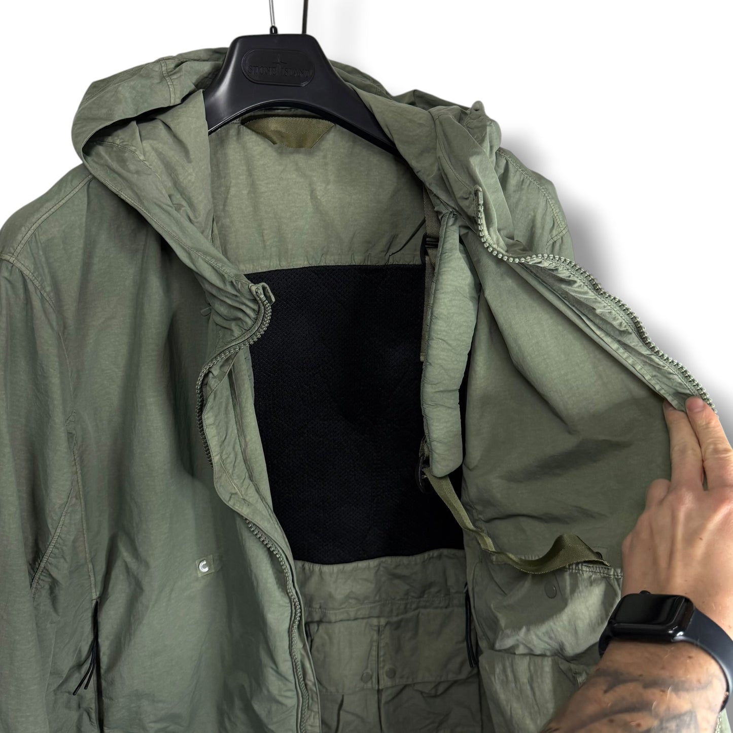 CP Company Flatt Nylon Reversible Hooded Jacket (2XL, 26”)