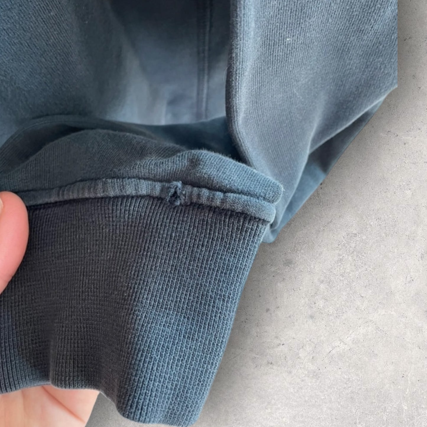 Stone Island Navy Jumper - (L, 22”)