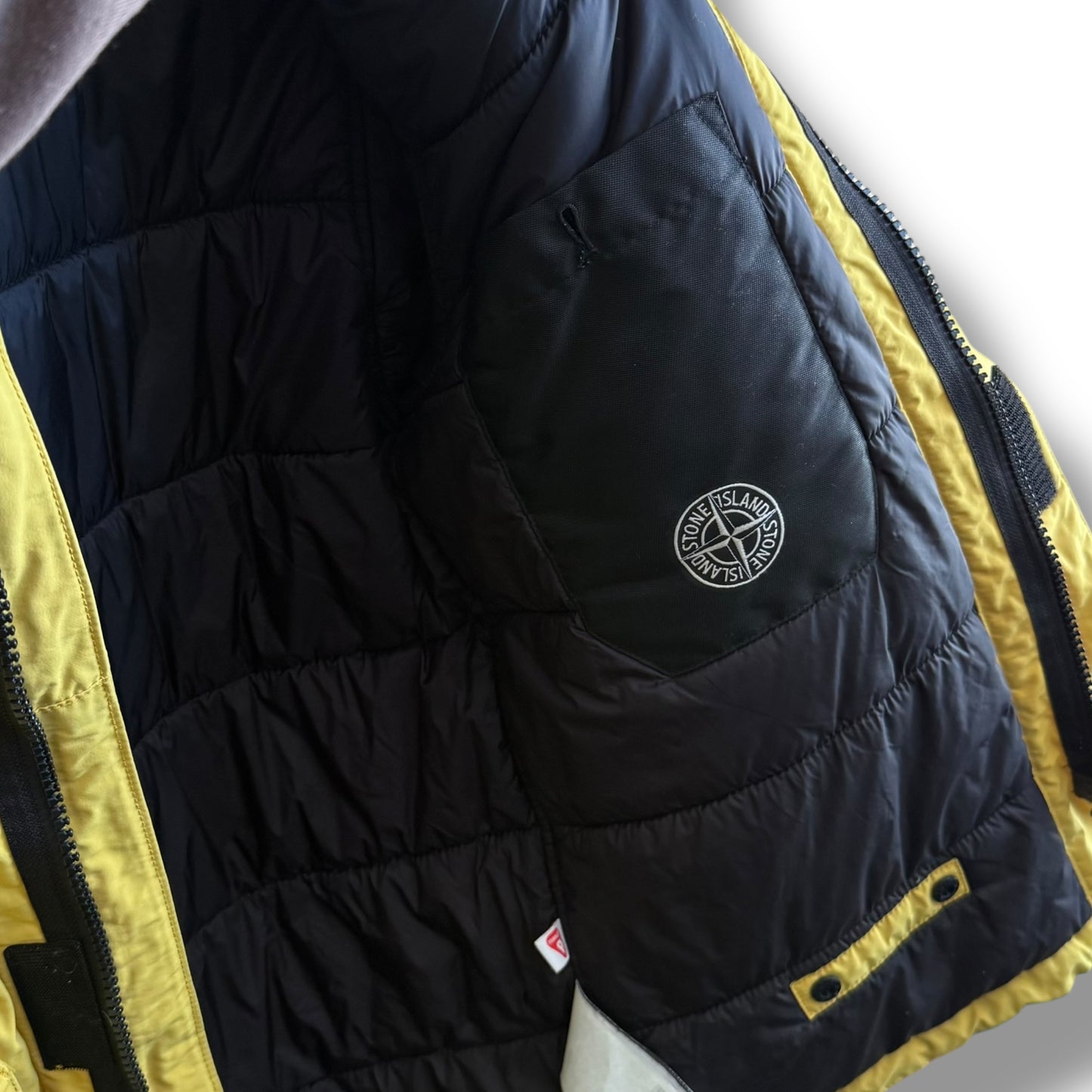 Stone Island Micro Reps With Primaloft (S, 21.5”)