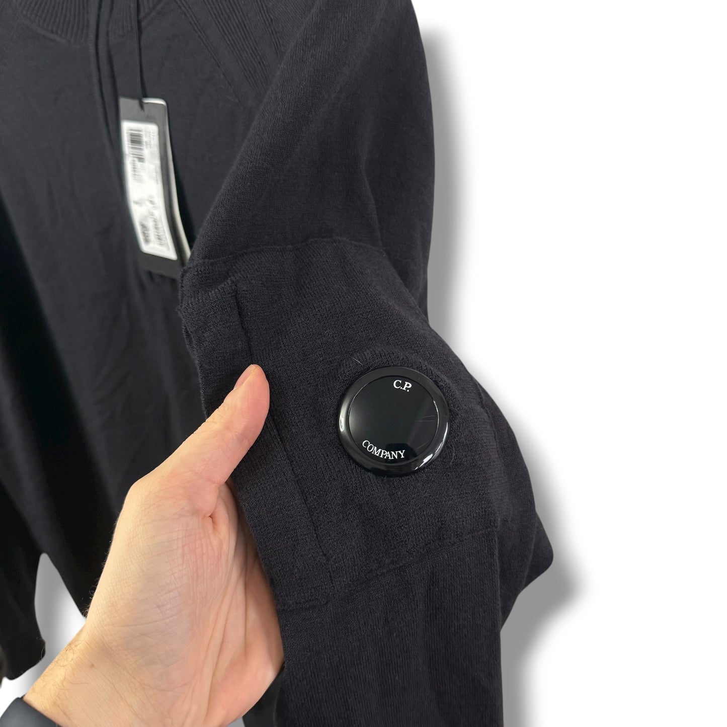 CP Company 1/4 Zip Knit (XXL, 26”)