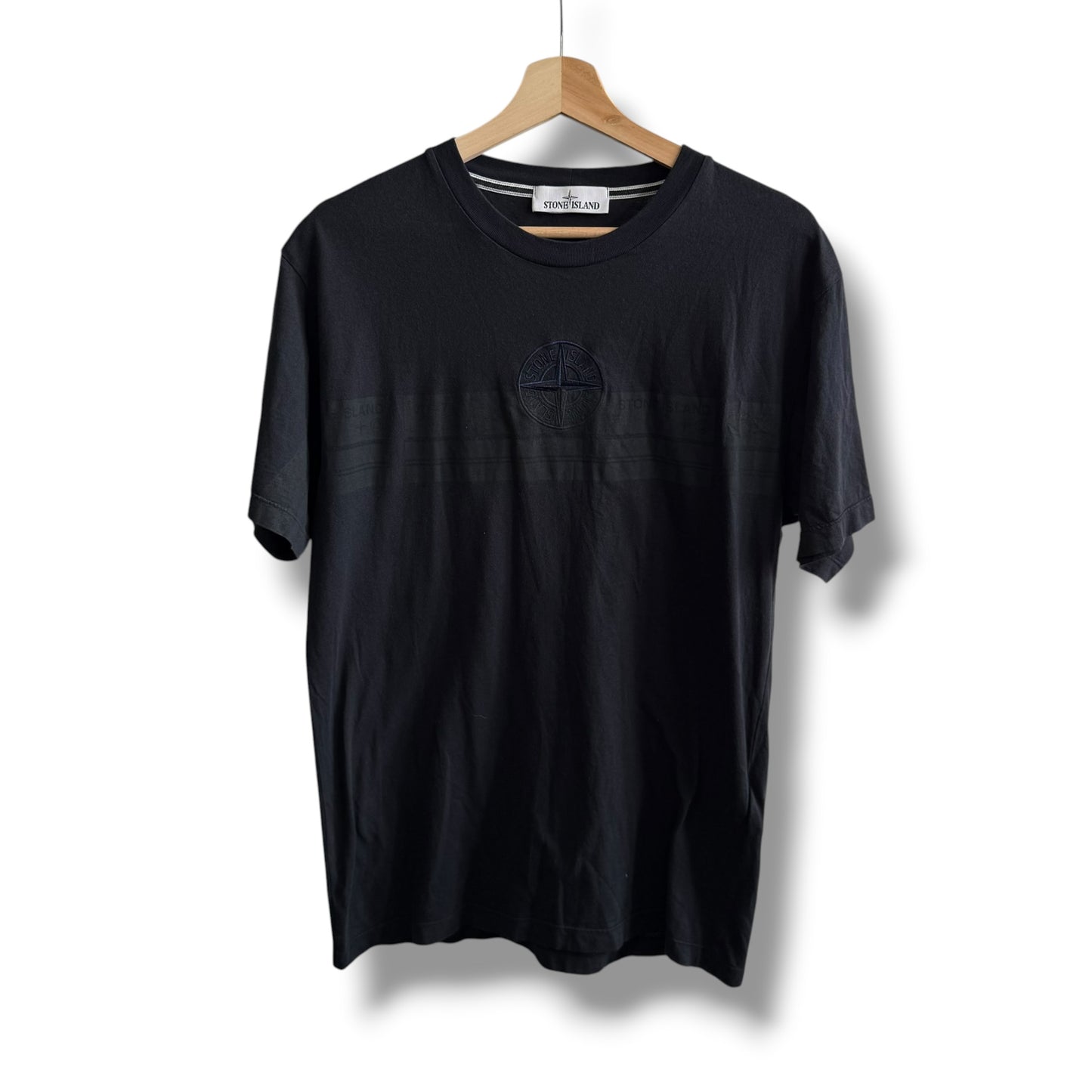 Stone Island T-Shirt (L, 21”)