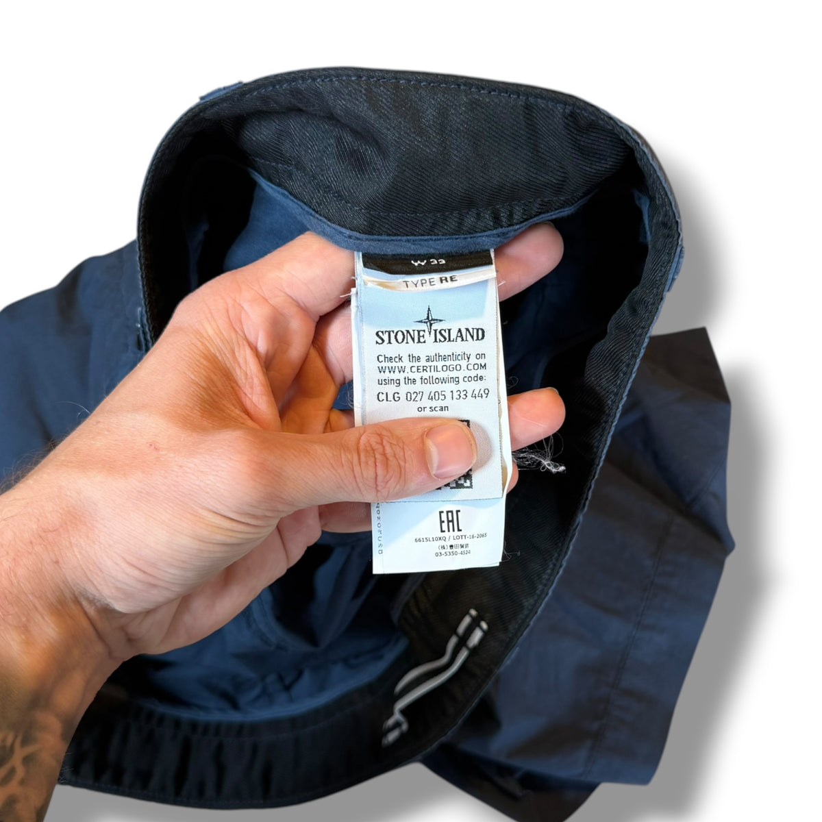 Stone Island Marina Cargo Shorts (33”)