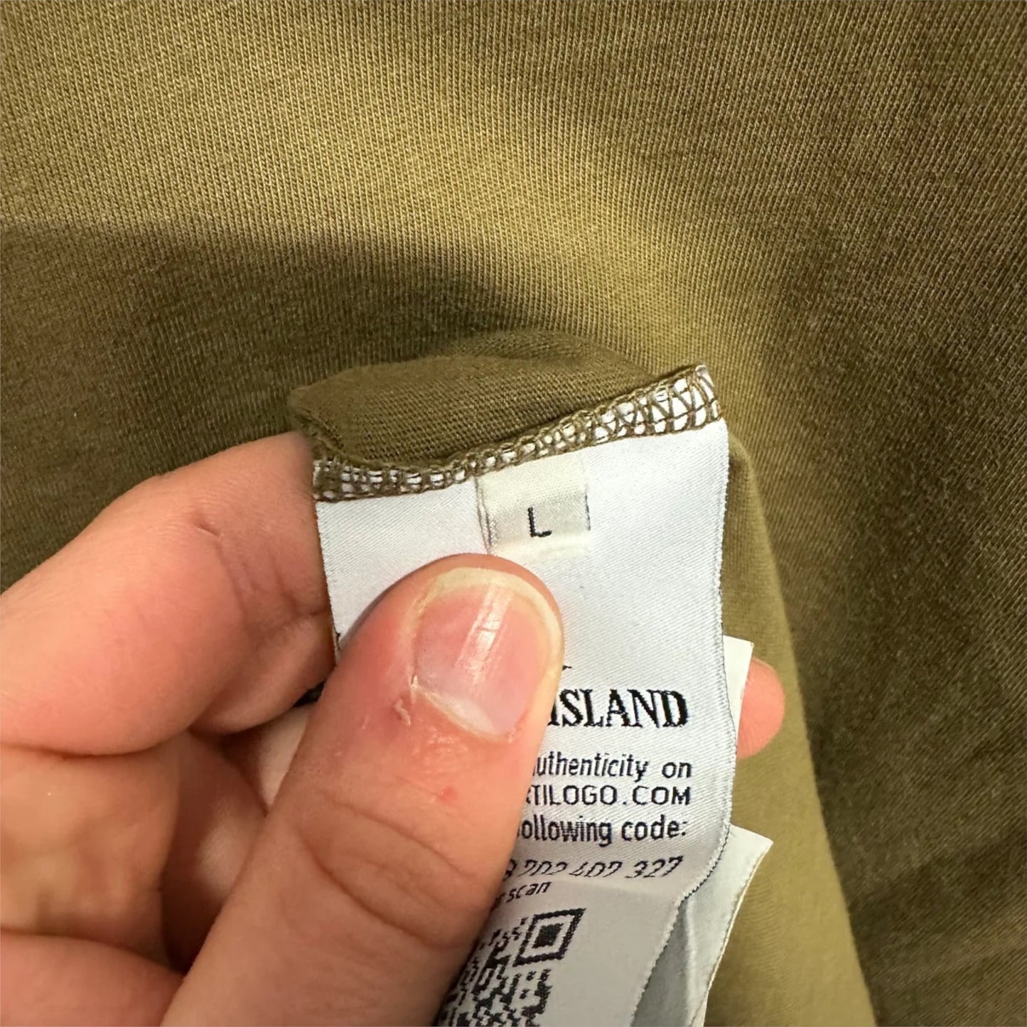 Stone Island Patch T-shirt (L, 22”)