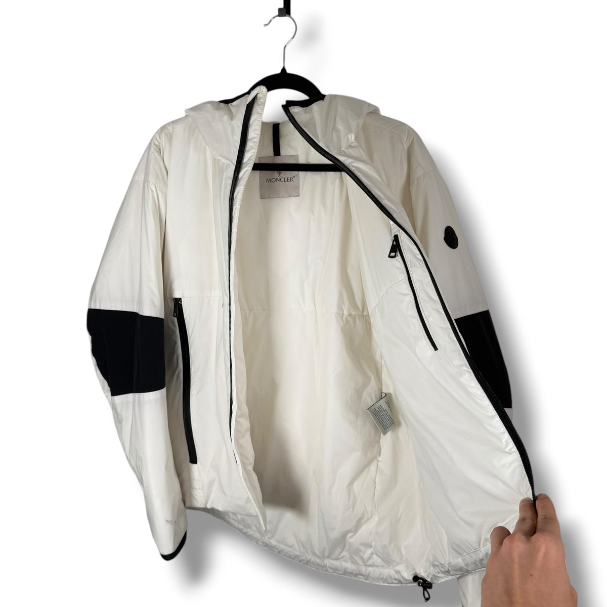 Moncler Godley Polyamide Goose Down (Size 2, 24”)