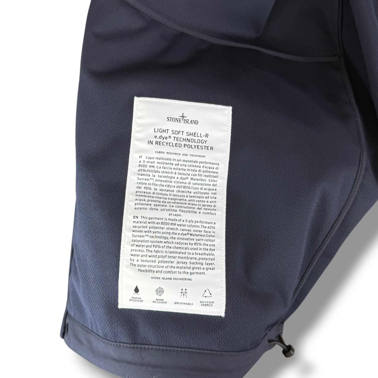Stone Island Light Soft Shell (2XL, 25.5”)