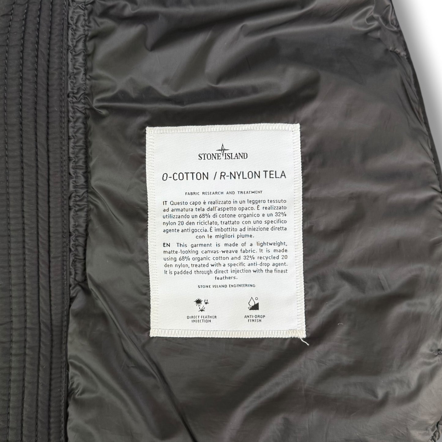 Stone Island Black O-Cotton/R-Nylon Tela Down Gilet (M, 21”)