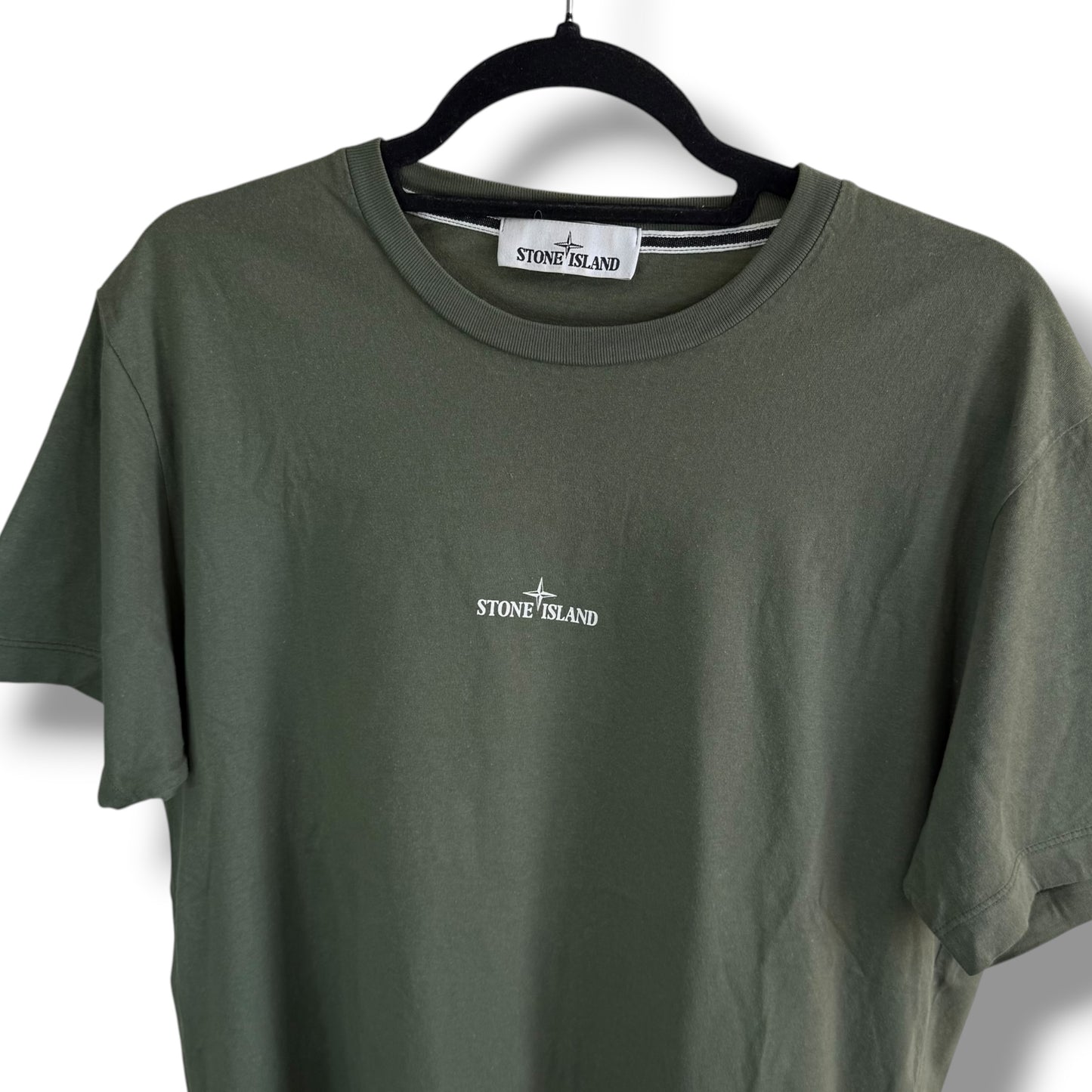 Stone Island Graphic T-shirt (L, 21”)